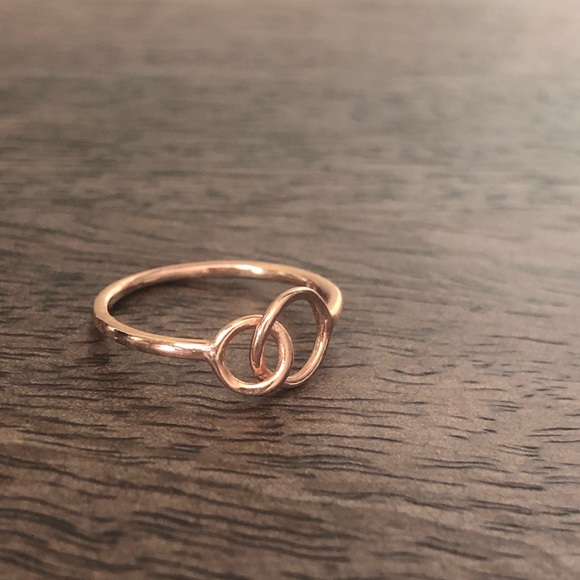 Jewelry - 🍁Rose gold double circle hoop ring